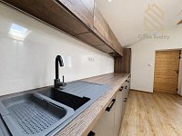 Pronájem bytu 3+kk 90 m2,  zahradou 150 m2 a terasou 20 m2, Brozany nad Ohří ulice Kozí okres Litoměřice - 1D3C4A77-AA41-4B1B-96D6-CBEF77286CB7.jpg