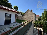 Pronájem bytu 3+kk 90 m2,  zahradou 150 m2 a terasou 20 m2, Brozany nad Ohří ulice Kozí okres Litoměřice - 39EF6F00-16E6-4D36-8925-DFA9DC85A327.jpg