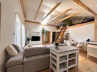 Pronájem bytu 3+kk 90 m2,  zahradou 150 m2 a terasou 20 m2, Brozany nad Ohří ulice Kozí okres Litoměřice - 82FEF766-9A4F-41E1-ABD8-2692E70DC84E.jpg