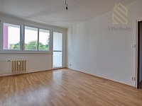 Pronájem bytu 2+1 s lodžií, 60 m² – Louny, ul. Jana Švermy - IMG_2546.jpg