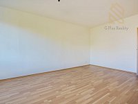 Pronájem bytu 2+1 s lodžií, 60 m² – Louny, ul. Jana Švermy - IMG_2581.jpg