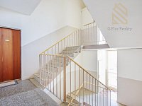 Pronájem bytu 2+1 s lodžií, 60 m² – Louny, ul. Jana Švermy - IMG_2617.jpg