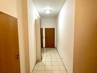 Prodej bytu 3+kk s předzahradkou a parkovacím stáním – Stodůlky, Praha 5 - 9.jpg