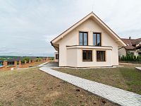 Prodej rodinného domu 254 m², pozemek 1043 m² U Pískovny, Stará Huť - 3.jpg