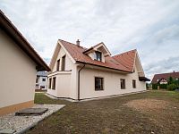 Prodej rodinného domu 254 m², pozemek 1043 m² U Pískovny, Stará Huť - 4.jpg