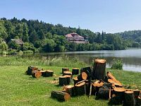 Prodej stavebního pozemku 1832 m² ul. Lesní, Jevany - 1.jpg