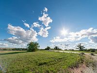 Stavební pozemek 657 m² s kompletními sítěmi, ul. Na Výsluní, Horoměřice - 4.jpg