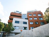 Prémiové 3+kk se zahradou, balkonem a parkovacím stáním – klid u lesa na Smíchově - IBP13.jpeg