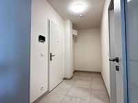 Novostavba 2+kk 55.8m k pronájmu v projektu Zelené kaskády, Praha 9 – Hostavice - 13.jpg