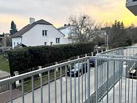 Pronájem bytu 1+kk o výměře 31 m² s balkonem, Praha 9 - 12.jpeg