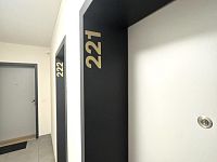 Pronájem bytu 1+kk o výměře 31 m² s balkonem, Praha 9 - 13.jpeg