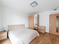 Prodej bytu 2+kk 61 m² Malešická, Praha – Žižkov - 9.jpg