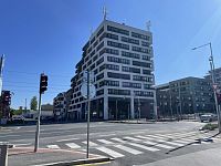 Prodej zařízeného ateliéru 2+kk s lodžií, sklepem a parkováním – Tesla Hloubětín, Praha 9 - 19.jpg