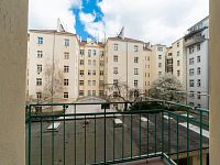 Elegantní a prostorný byt 4+kk po precizní rekonstrukci – Praha 3, Vinohrady - 25.jpg