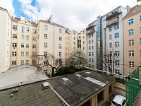 Elegantní a prostorný byt 4+kk po precizní rekonstrukci – Praha 3, Vinohrady - 28.jpg