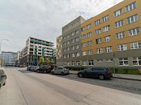 Prodej slunného bytu 2+kk s balkonem a garáži – Rezidence Krásná Hůrka, Praha 5 - Stodůlky - 18.jpg