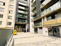 Pronájem bytu 1+kk 51 m² v ulici Křížíkova, Praha 8 - 11.jpeg