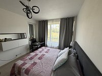 Světlý a moderní byt 3+kk s lodžií, garáží a sklepem – Praha 5, Stodůlky - 6.jpg