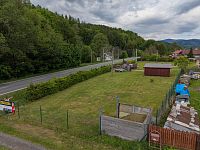 Stavební pozemek 599 m² v Petrově nad Desnou – klidné bydlení pod Jeseníky - DJI_20260520152744_0142_D.jpg