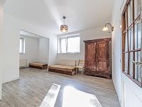 Prostorný dům s apartmány a podnikatelským potenciálem v srdci přírody – Těšíkov - B80A6446.jpg