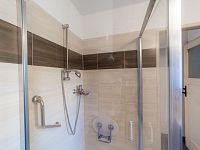 Světlý byt 2+1 s potenciálem ve Starém Městě pod Sněžníkem - 0Z9A2021.jpg
