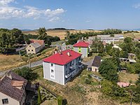 Byt 3+1 po kompletní rekonstrukci, balkon, krásný výhled | Krchleby - pohled z ptačí perspektivy II.jpg