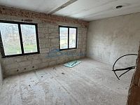 Rozestavěný rodinný dům o 3 bytových jednotkách Praha Satalice - 2.NP